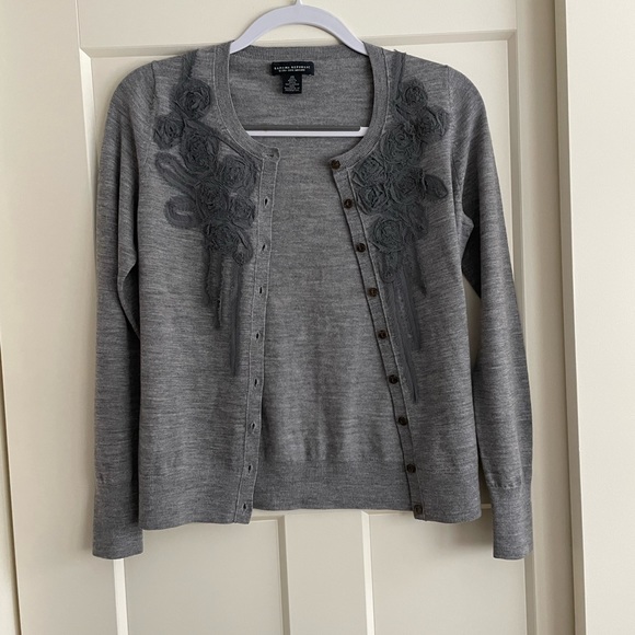 Banana Republic 100% Merino Wool cardigan, size XS. - Picture 3 of 9